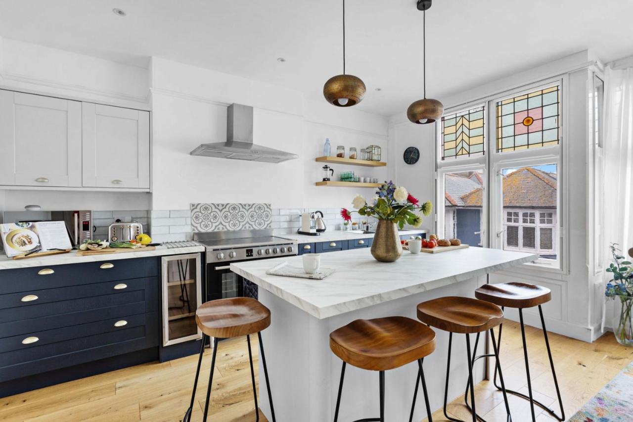 Flat 2 Fairfax Place - Modern Stylish Flat With Plenty Of Charm In Central Dartmouth Exteriér fotografie
