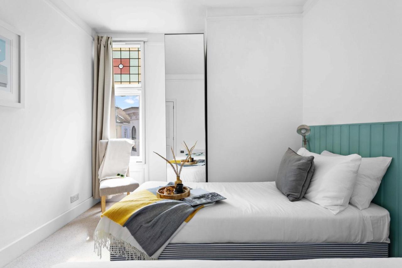 Flat 2 Fairfax Place - Modern Stylish Flat With Plenty Of Charm In Central Dartmouth Exteriér fotografie