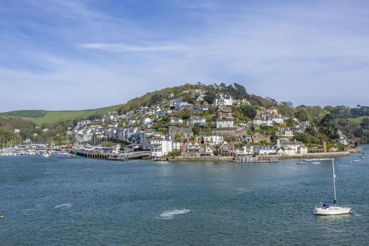 Flat 2 Fairfax Place - Modern Stylish Flat With Plenty Of Charm In Central Dartmouth Exteriér fotografie